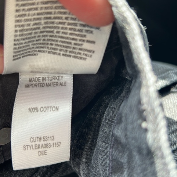 AGOLDE Dee shorts 26 - Picture 5 of 7